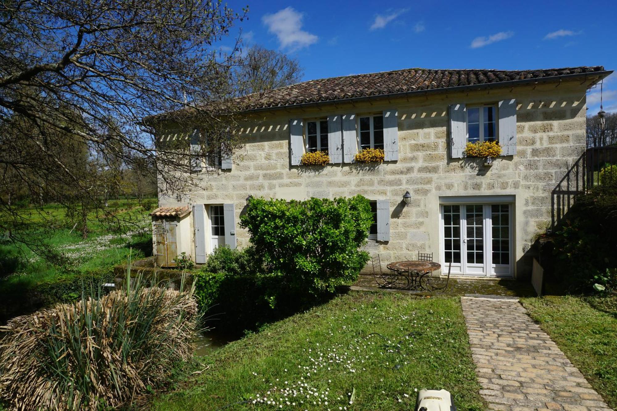 فندق Moulin Notre Dame Saint-Genès-de-Castillon المظهر الخارجي الصورة