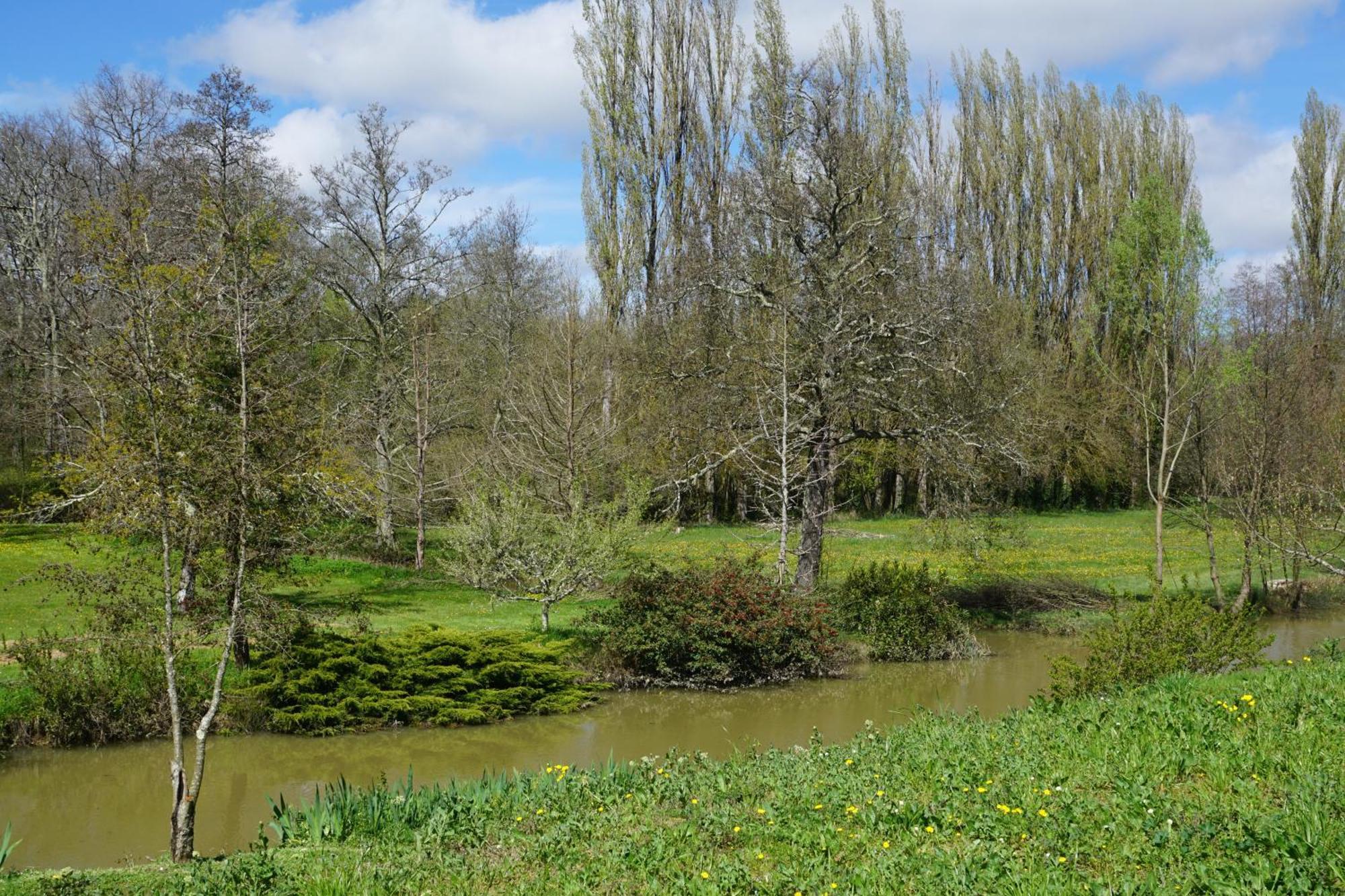 فندق Moulin Notre Dame Saint-Genès-de-Castillon المظهر الخارجي الصورة