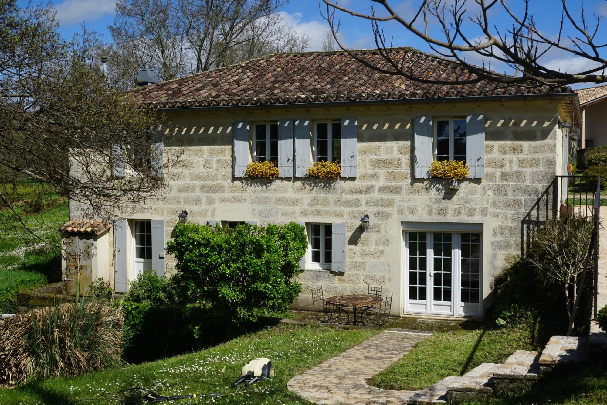 فندق Moulin Notre Dame Saint-Genès-de-Castillon المظهر الخارجي الصورة