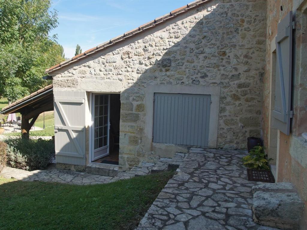 فندق Moulin Notre Dame Saint-Genès-de-Castillon الغرفة الصورة